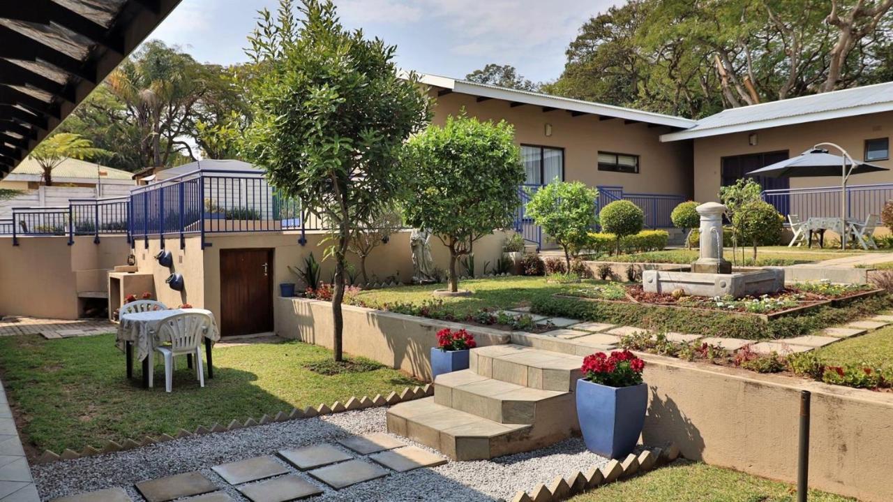 Guest House Mamma Mia Mbombela Buitenkant foto