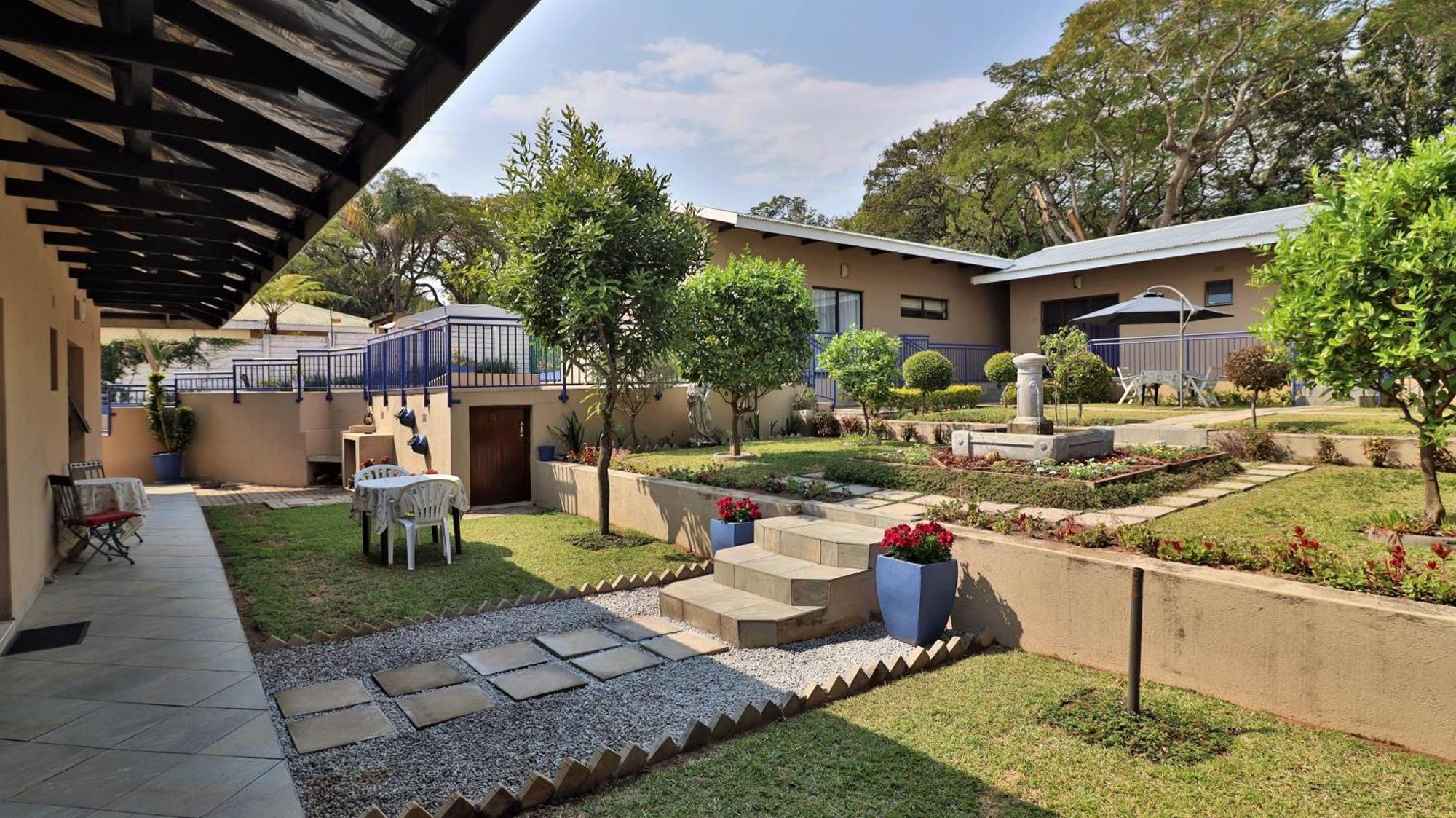 Guest House Mamma Mia Mbombela Buitenkant foto