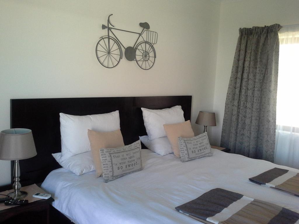Guest House Mamma Mia Mbombela Buitenkant foto