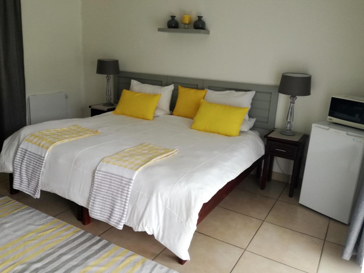 Guest House Mamma Mia Mbombela Buitenkant foto