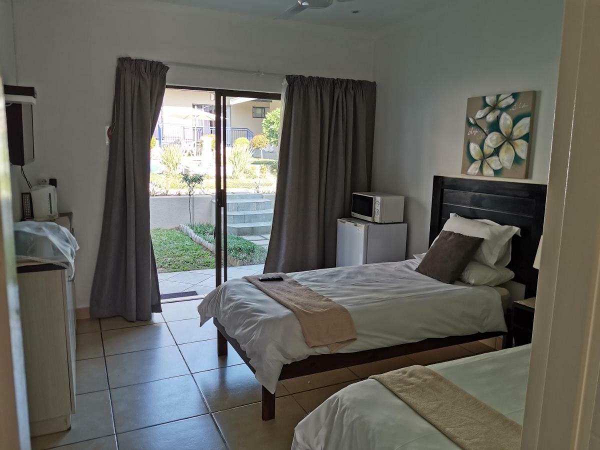 Guest House Mamma Mia Mbombela Buitenkant foto